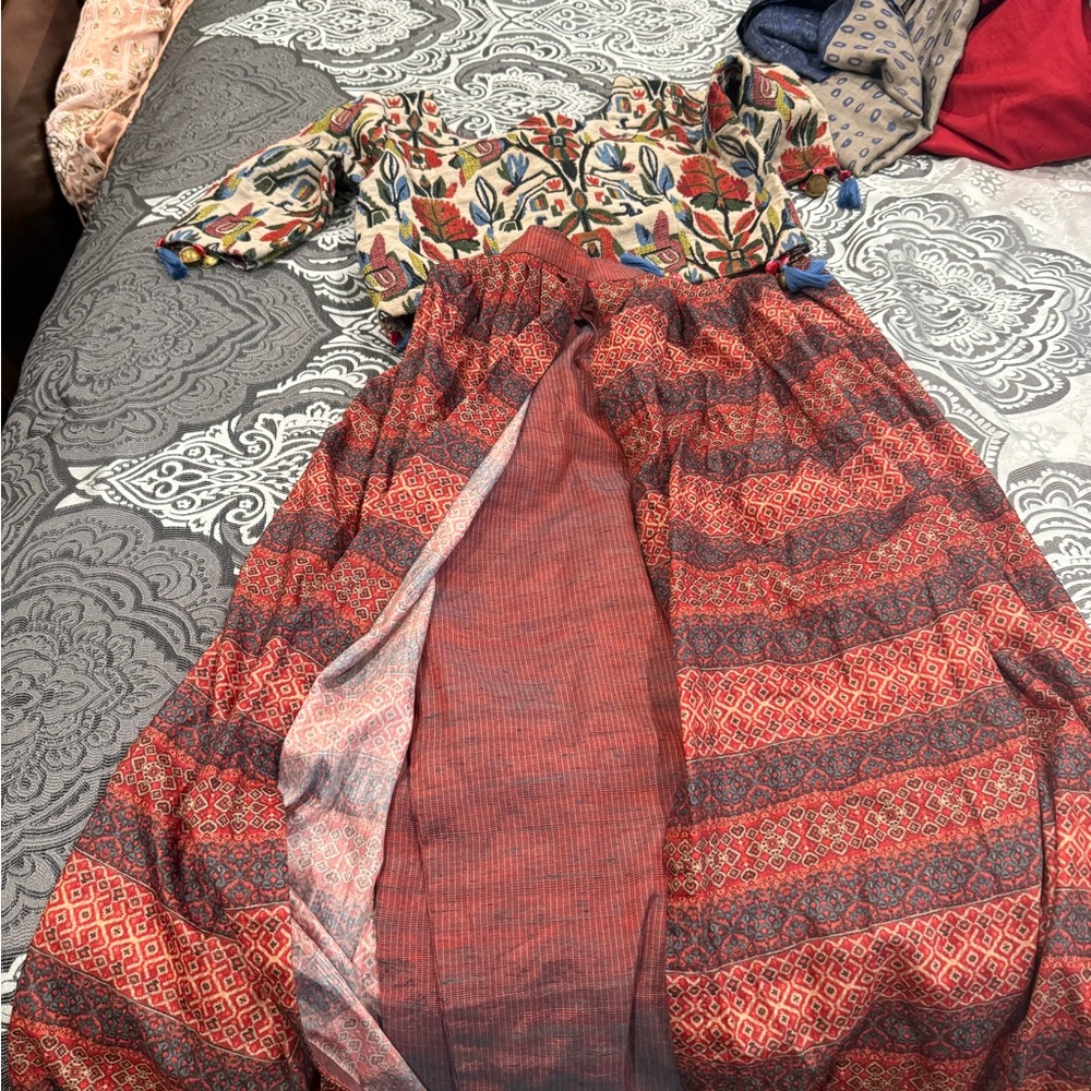 Colorful Patterned Dress - Picture 3 of 4